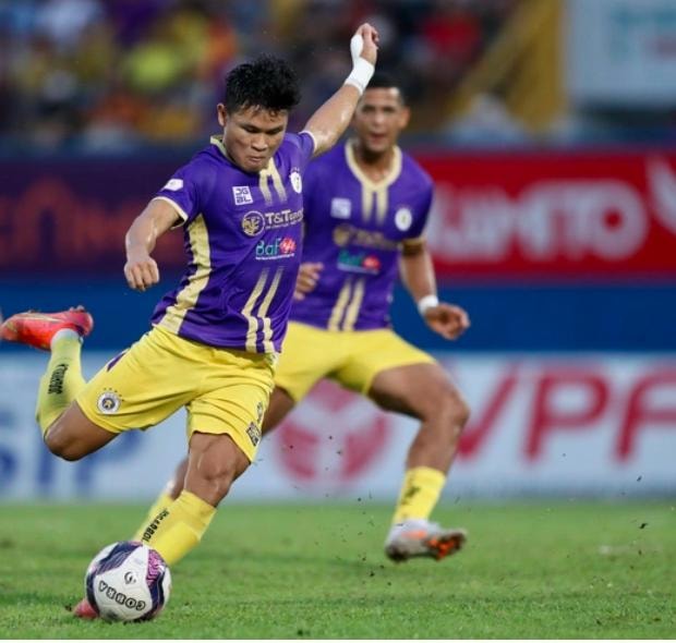 danh bai binh duong ha noi fc thang tran thu 7 lien tiep o vleague 2022 hinh 3