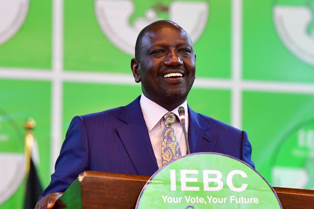 william ruto tu cau be nha ngheo den tong thong kenya hinh 1