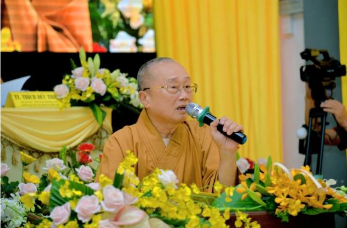tho nhan vat pham trong le cung duong goc nhin tu ly va luat hinh 2