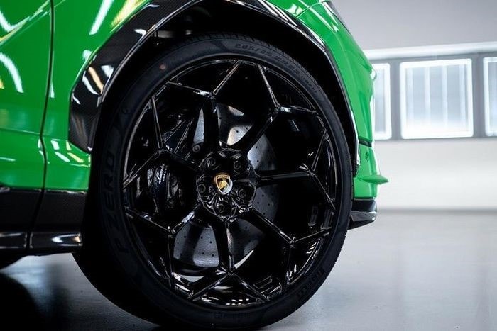 suv lamborghini urus performante chinh thuc duoc ven man hinh 3
