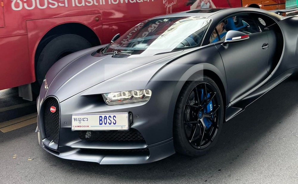 sieu xe chiron sport 110 ans edition cap ben thai lan voi muc gia hon 116 ty hinh 2