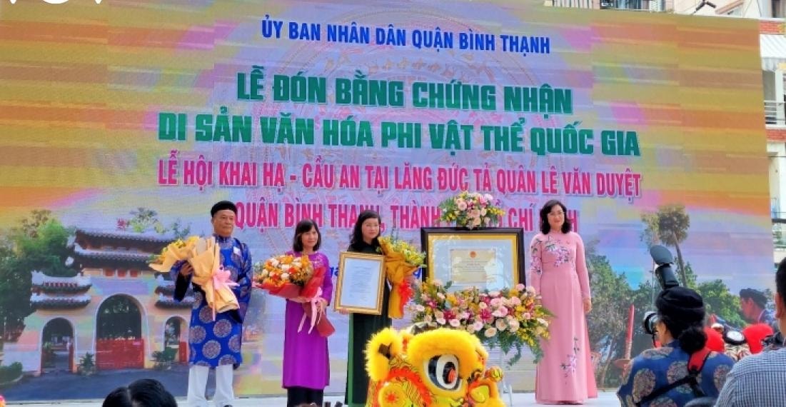 cong nhan di san van hoa quoc gia voi le hoi khai ha cau an hinh 1