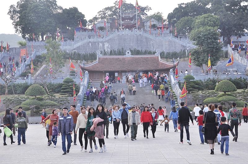 quang ninh mo lai le hoi den cua ong 2022 hinh 4