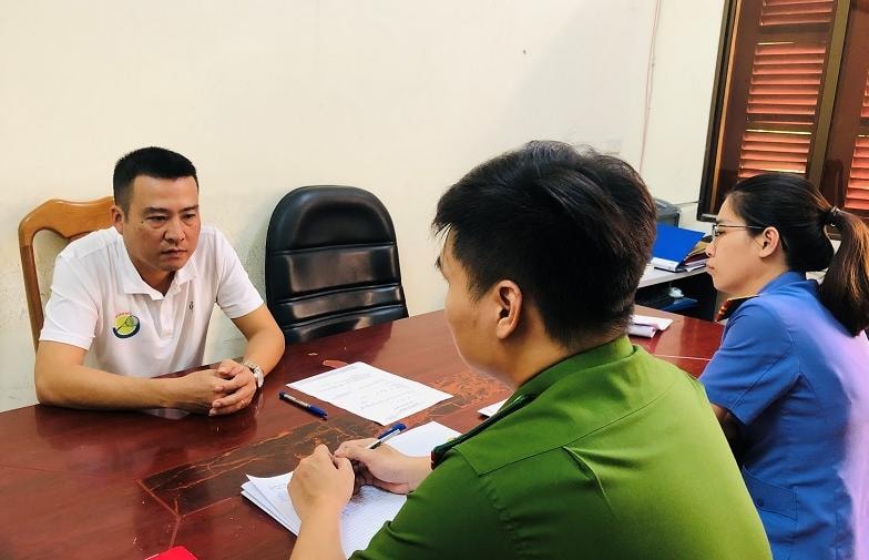 khoi to 02 can bo cong ty xi mang dong banh ve hanh vi tham o tai san hinh 1