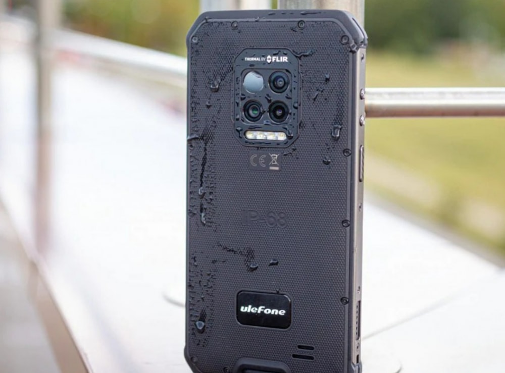 3 smartphone co the chong nuoc chong va dap va pin khung hien nay hinh 5