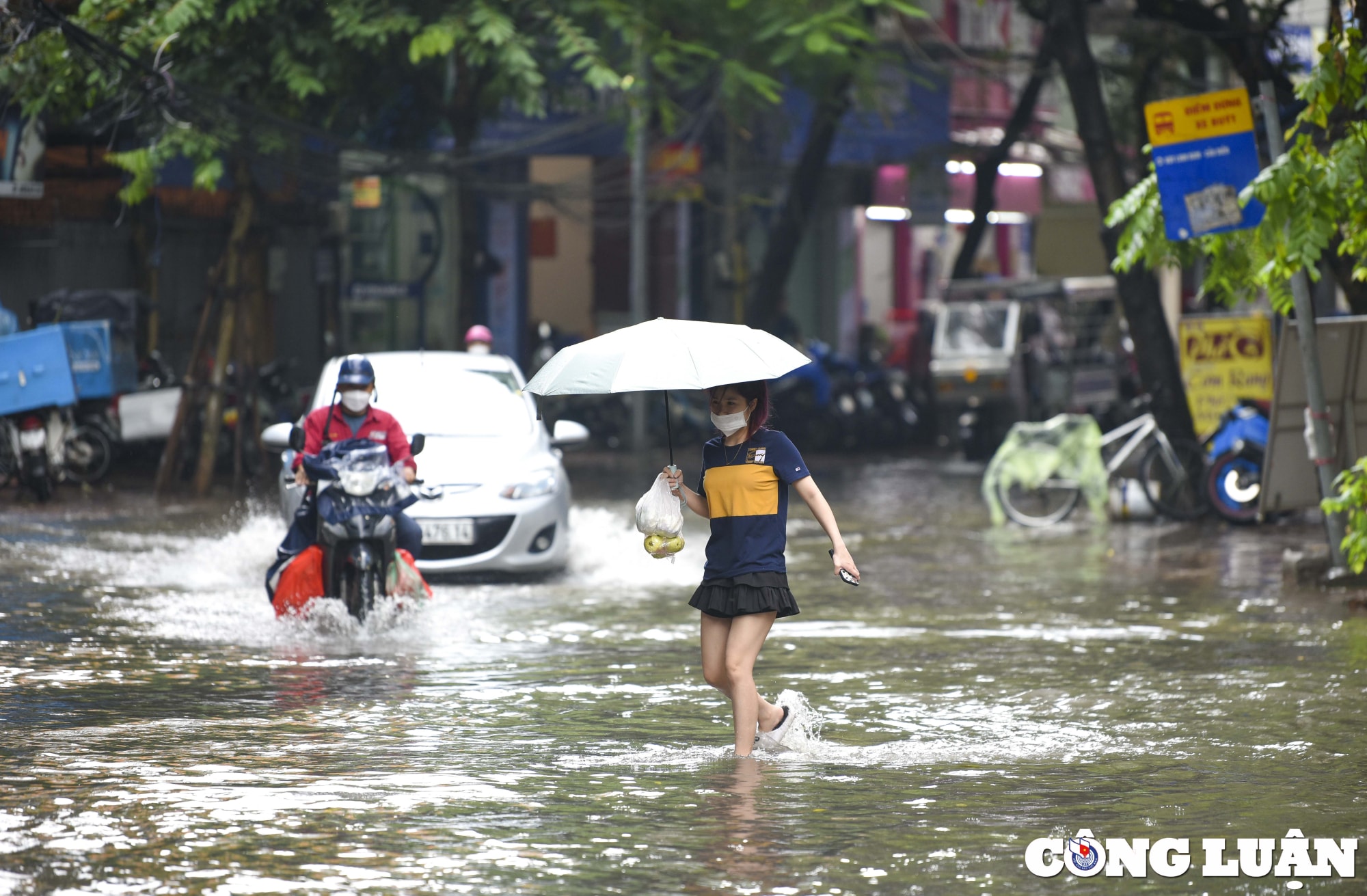 ha noi sau moi con mua lon nhieu tuyen pho lai ngap cuc bo hinh 11