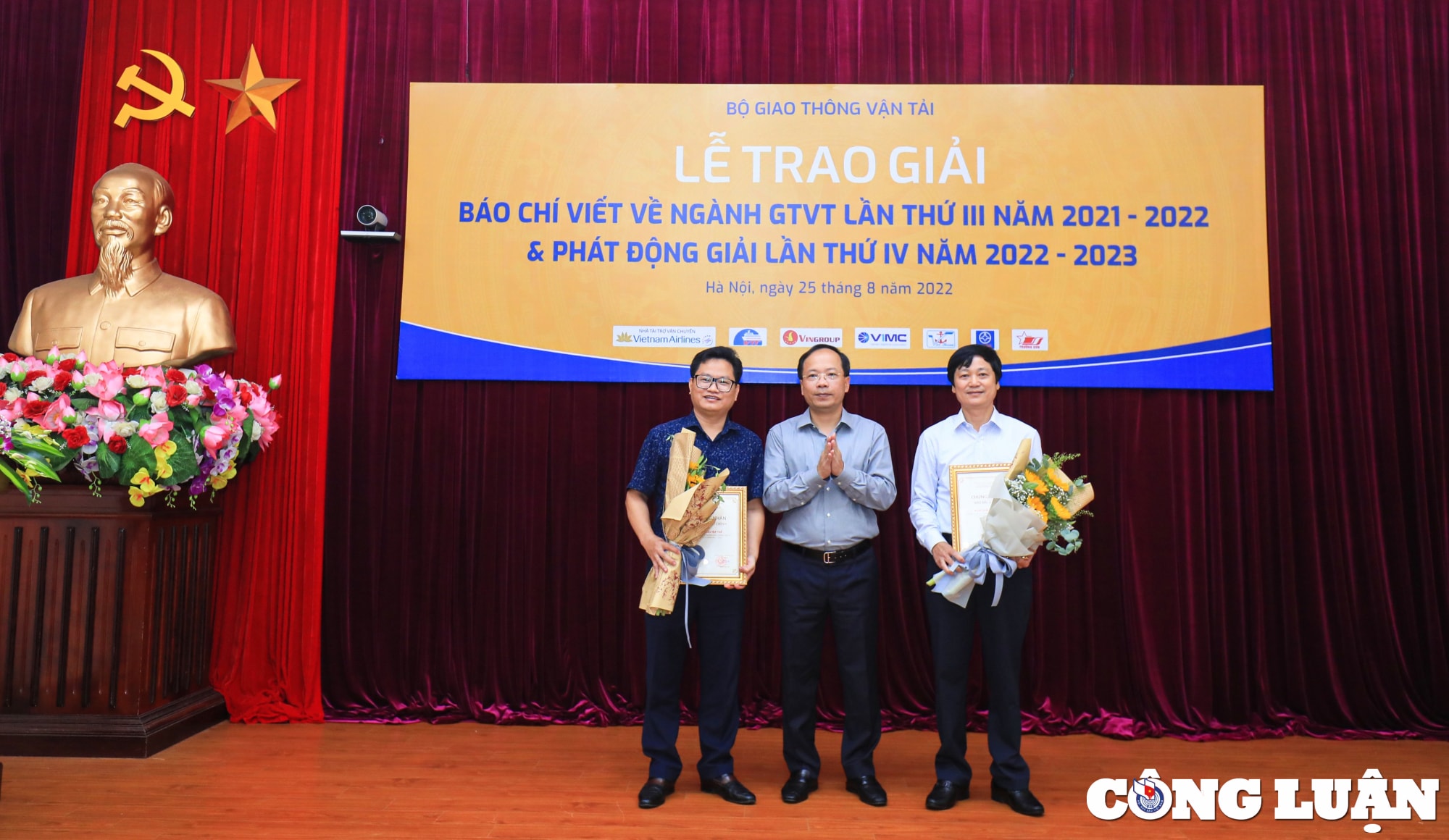 ha noi trao giai bao chi viet ve nganh gtvt lan iii va phat dong giai lan iv hinh 7