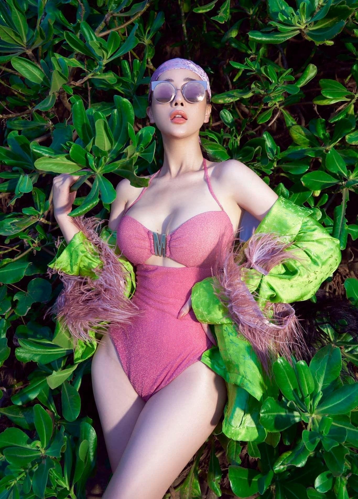 ve dep nong bong va hap dan cua dien vien phuong oanh o tuoi 30 hinh 5