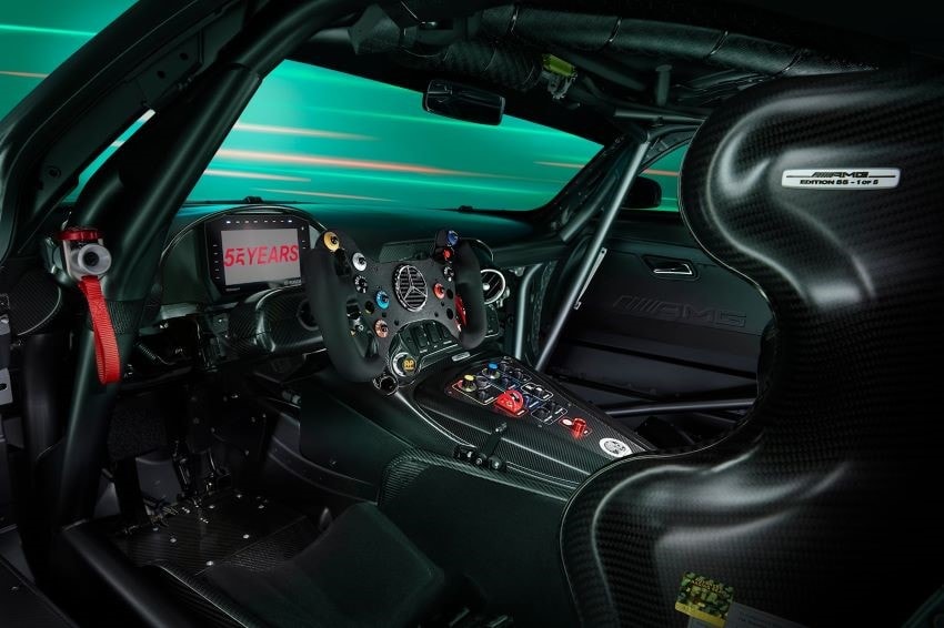 can canh xe dua phien ban gioi han mercedes amg gt3 edition 55 hinh 3