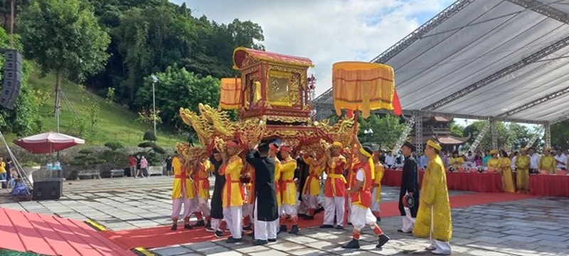 quang ninh khai hoi den cua ong nam 2022 hinh 4