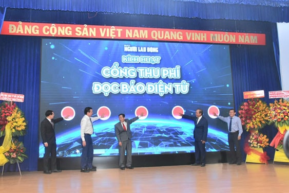 bao nguoi nguoi lao dong chinh thuc ra mat cong thu phi bao dien tu hinh 1