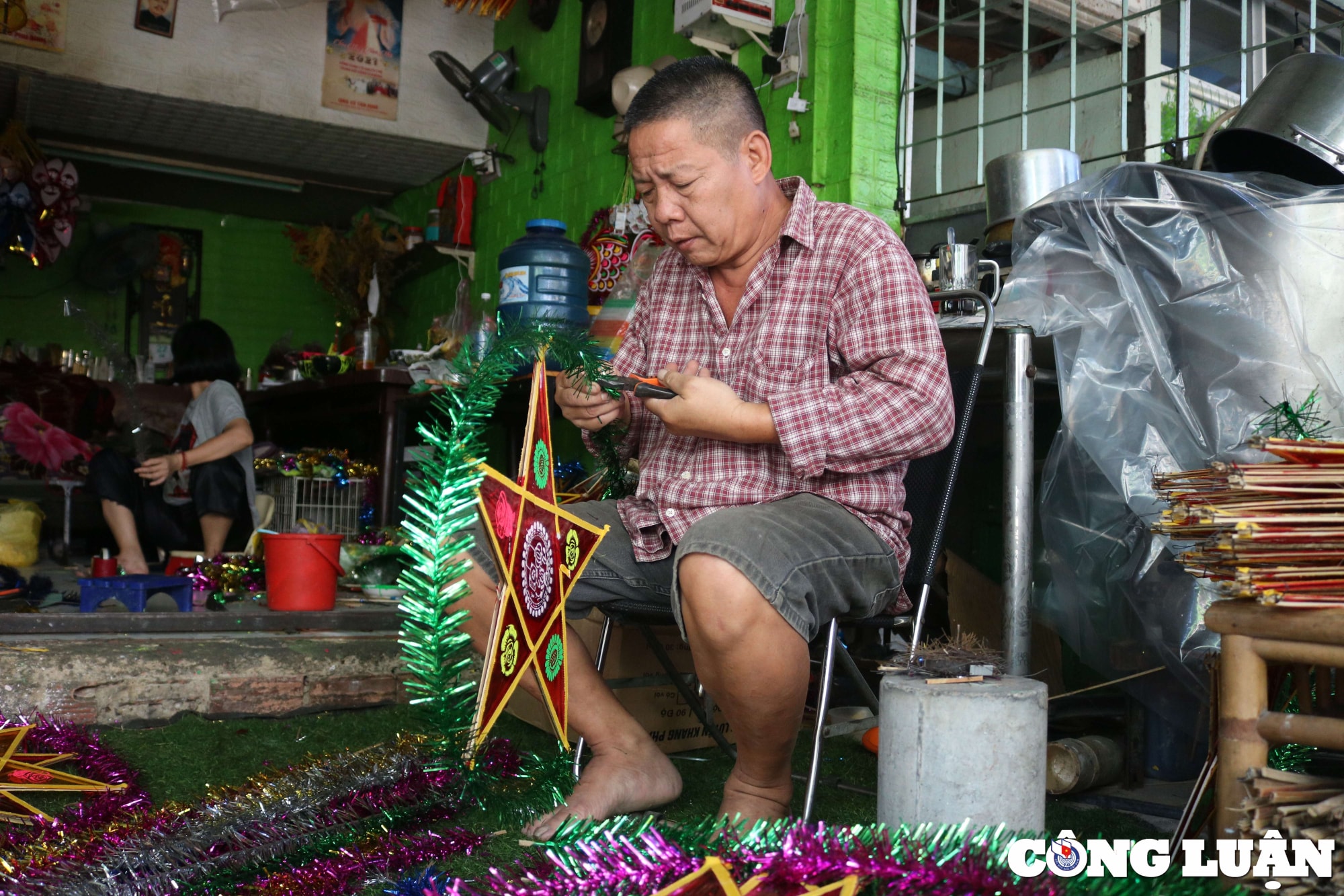 lang nghe long den phu binh tat bat can trung thu hinh 8