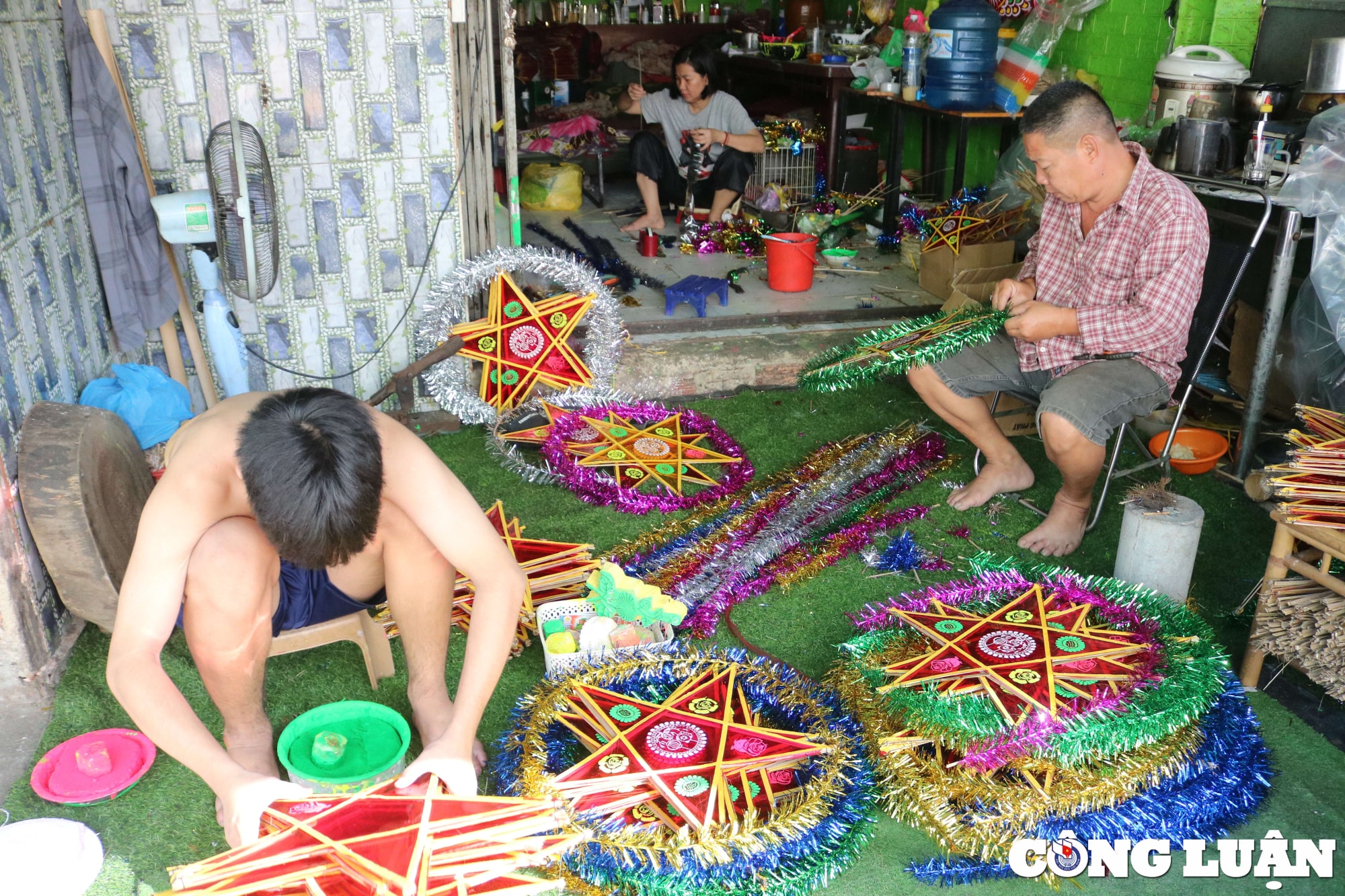 lang nghe long den phu binh tat bat can trung thu hinh 1