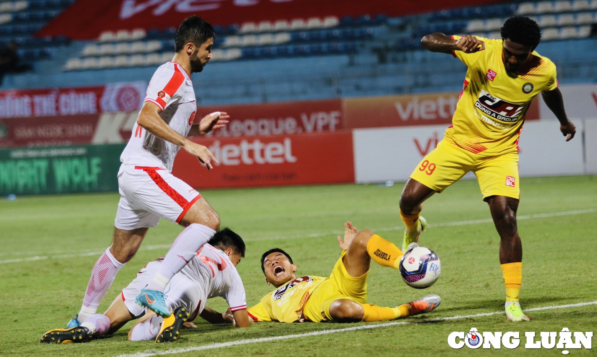 viettel fc thang tran thu 3 lien tiep tai vleague 2022 hinh 3