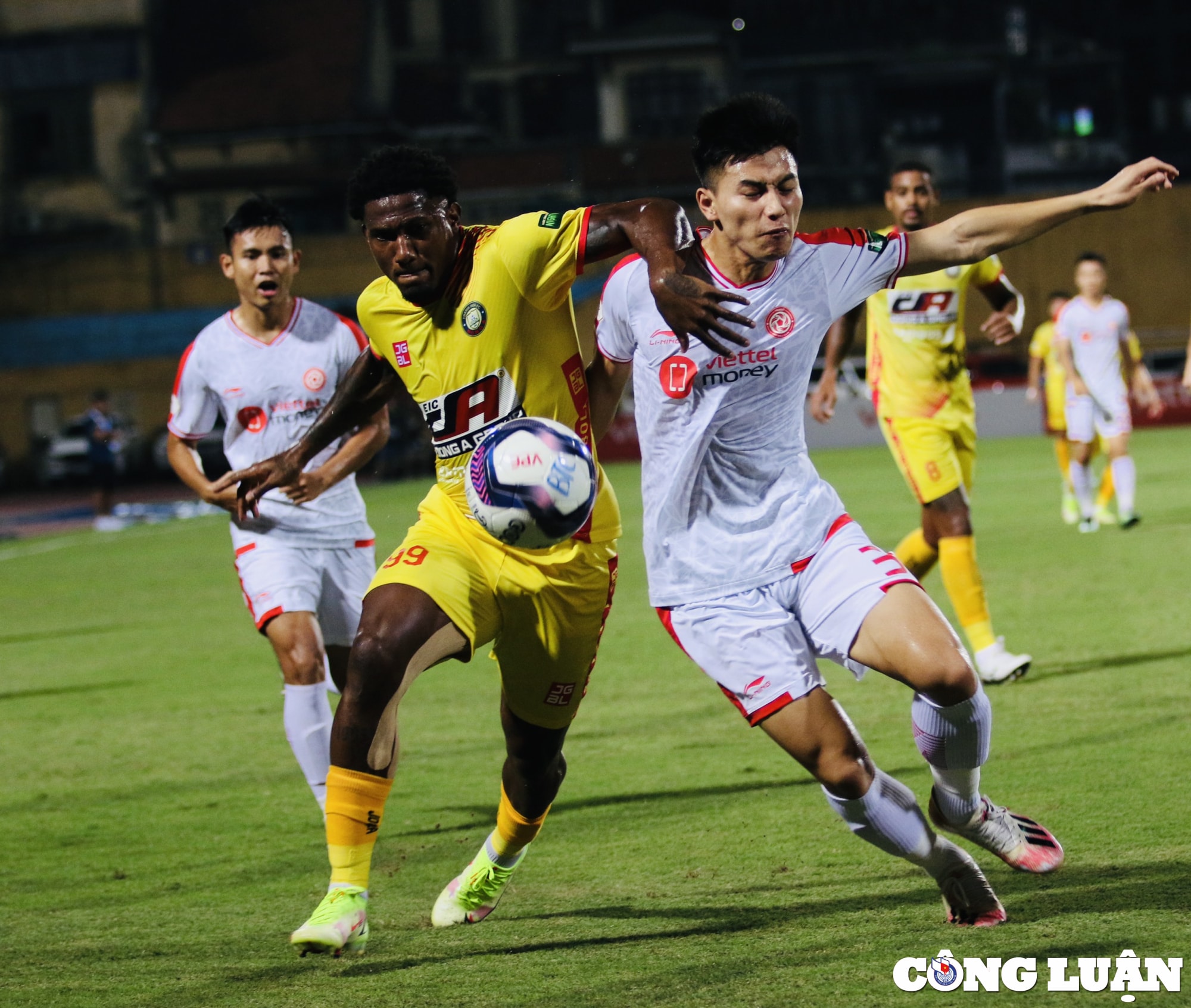 viettel fc thang tran thu 3 lien tiep tai vleague 2022 hinh 1