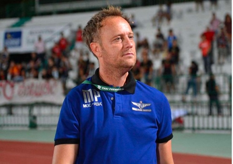 hlv polking danh gia viet nam la doi thu dang gom nhat o aff cup 2022 hinh 1
