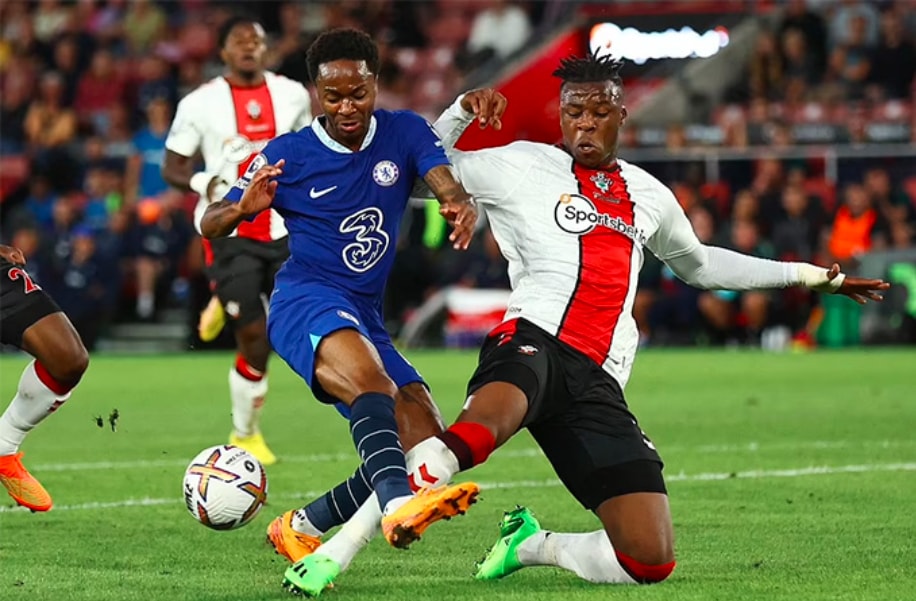 sterling ghi ban chelsea van nhan that bai 1 2 truoc southampton hinh 2