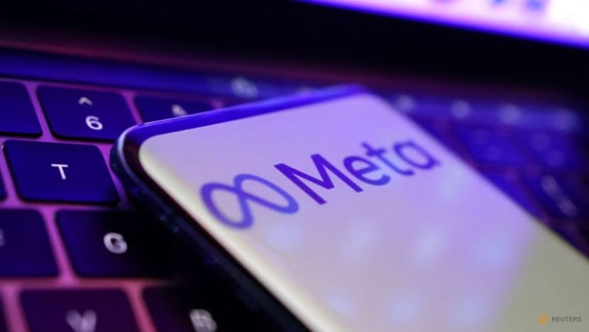 uc yeu cau meta apple va microsoft ngan chan lam dung tre em tren mang hinh 1