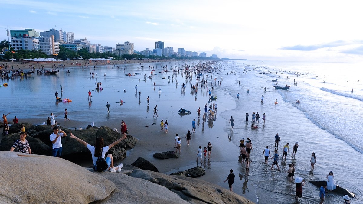 du lich noi dia hoi phuc hoan toan khach quoc te tang truong ngoan muc hinh 4