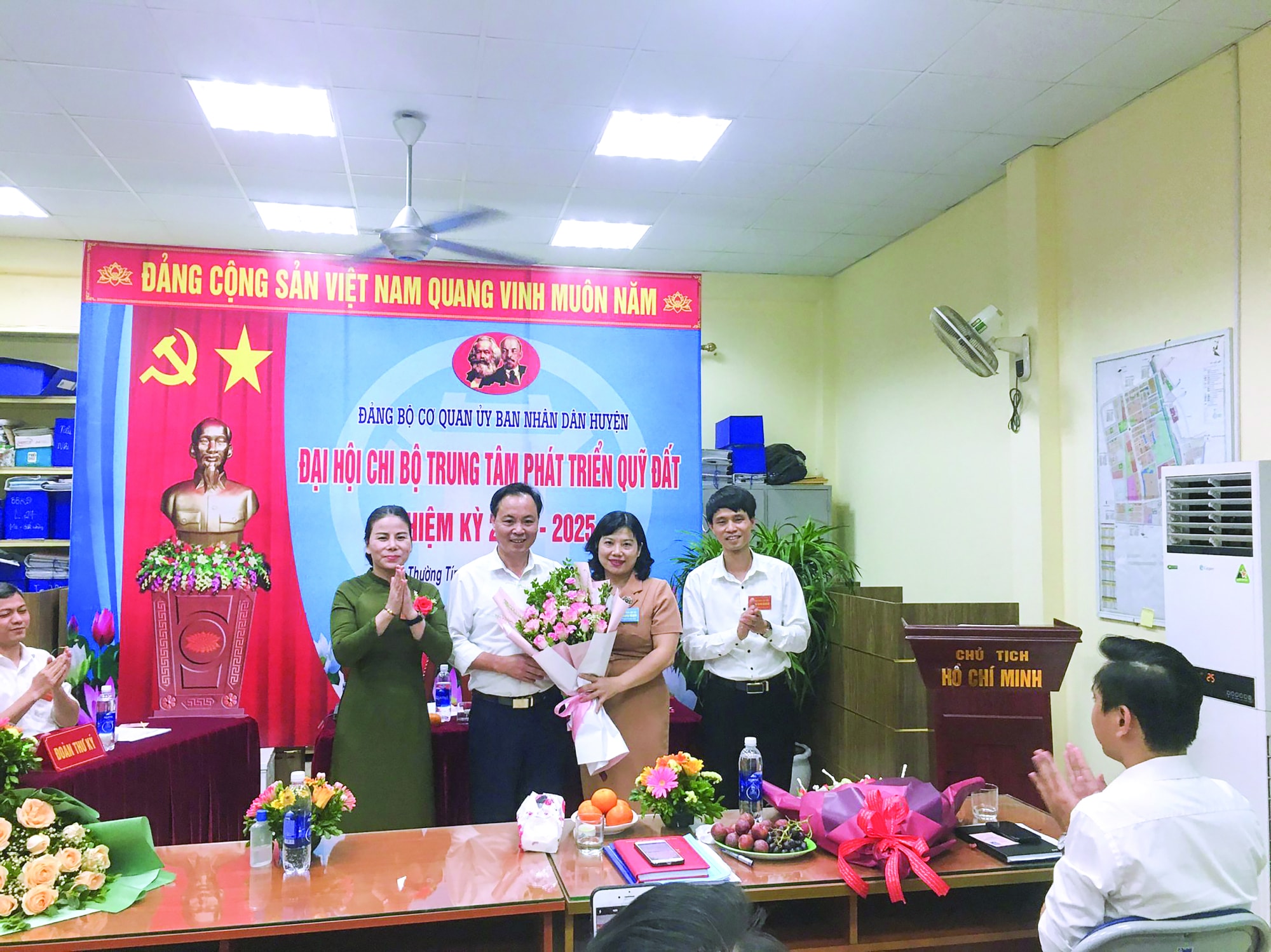 trung tam phat trien quy dat huyen thuong tin phan dau hoan thanh va vuot chi tieu thanh pho giao hinh 1