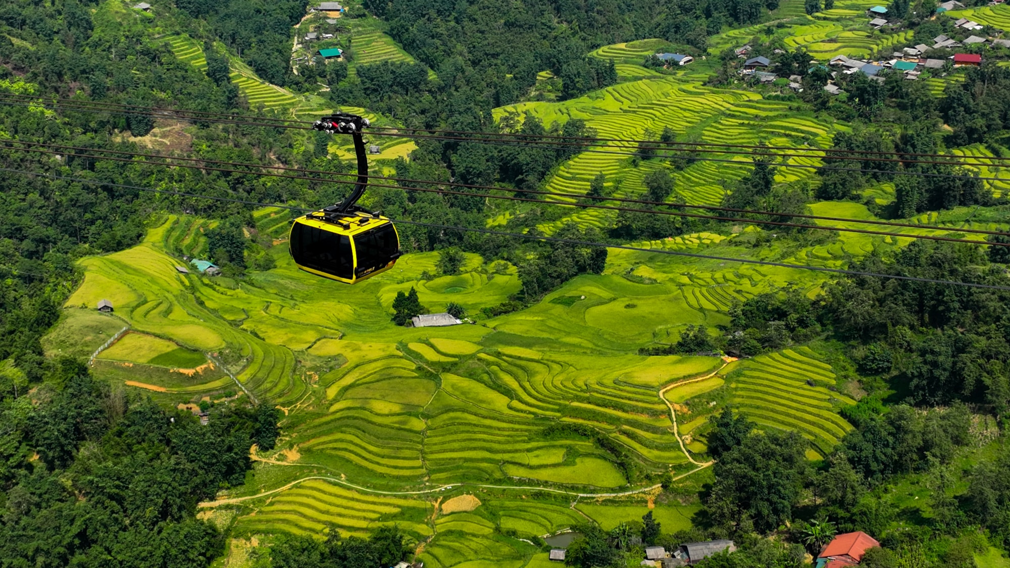 hang chuc nghin du khach do ve sun world dip le du lich phia bac bung no hinh 1