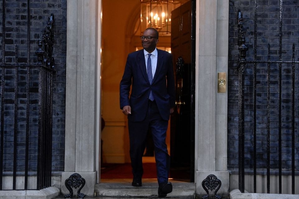 tan thu tuong anh liz truss dua ra ke hoach ve nang luong va thue hinh 3