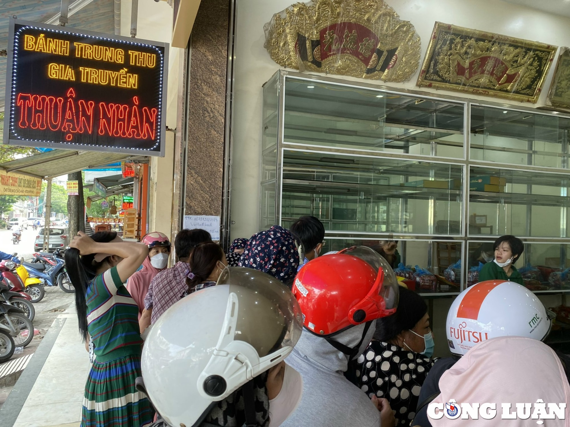 thanh hoa nguoi dan doi mua di mua banh trung thu gia truyen hinh 2