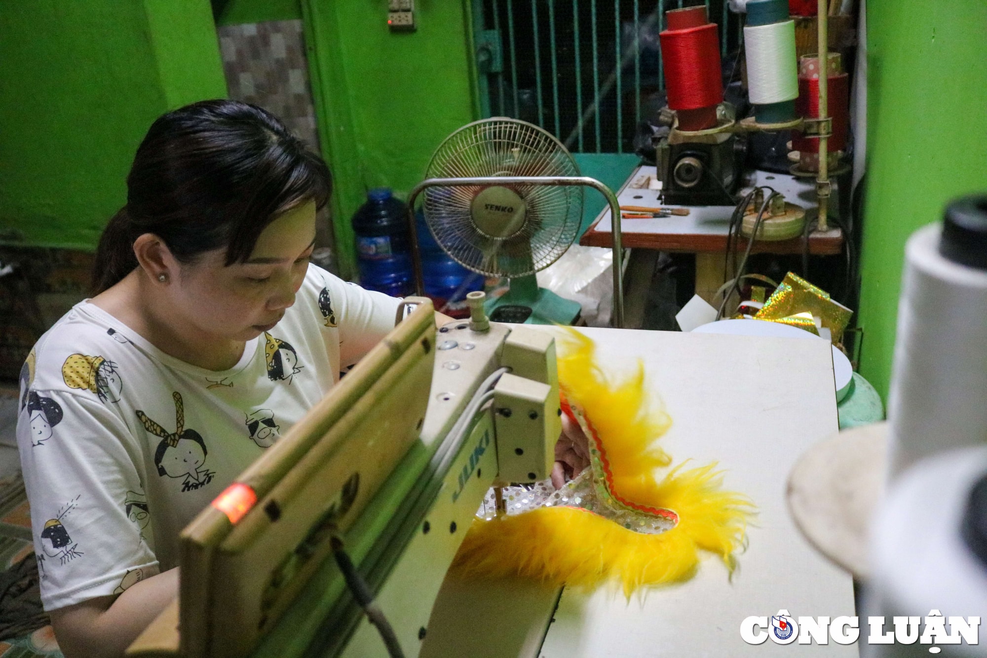tp hcm xuong dau lan tap nap mua trung thu hinh 13