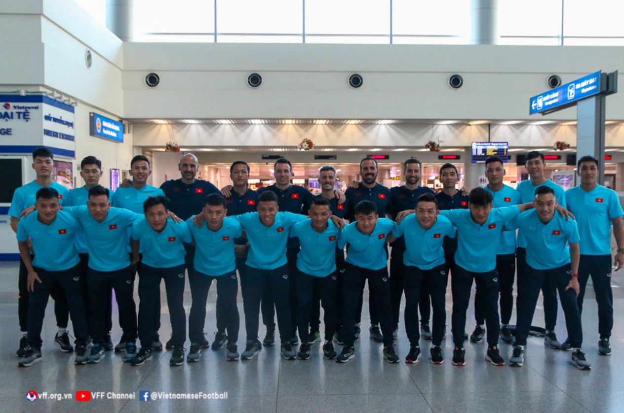 doi tuyen futsal viet nam sang thai lan tham du giai giao huu continental futsal championship 2022 hinh 1