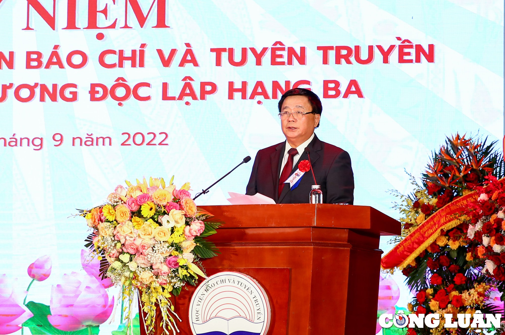hoc vien bao chi va tuyen truyen ky niem 60 nam ngay thanh lap va don nhan huan chuong doc lap hang ba hinh 2