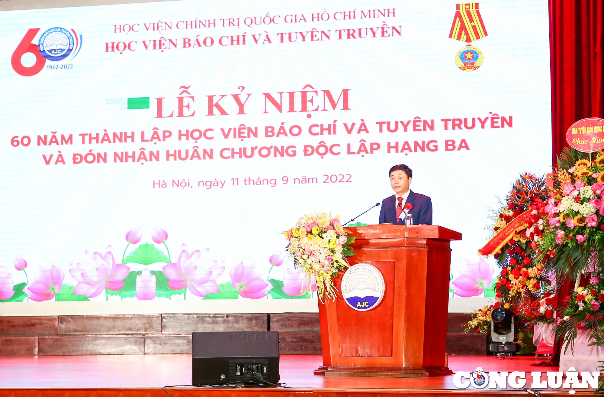 hoc vien bao chi va tuyen truyen ky niem 60 nam ngay thanh lap va don nhan huan chuong doc lap hang ba hinh 4