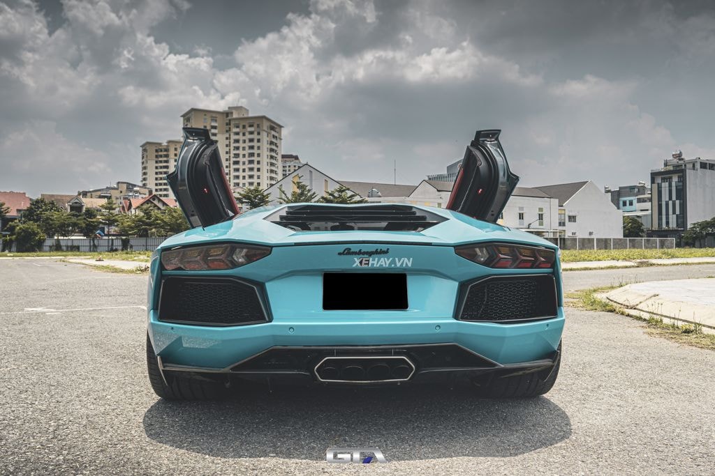lamborghini aventador ban do novitec torado la mat voi mau xanh miami hinh 5