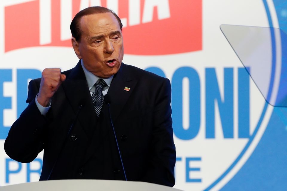 cuu thu tuong berlusconi chay dua trong cuoc bau cu y hinh 1