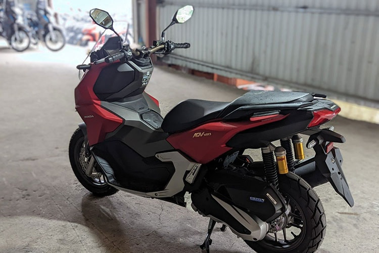 chiem nguong xe tay ga honda adv 160 gia hon 90 trieu dong tai viet nam hinh 3