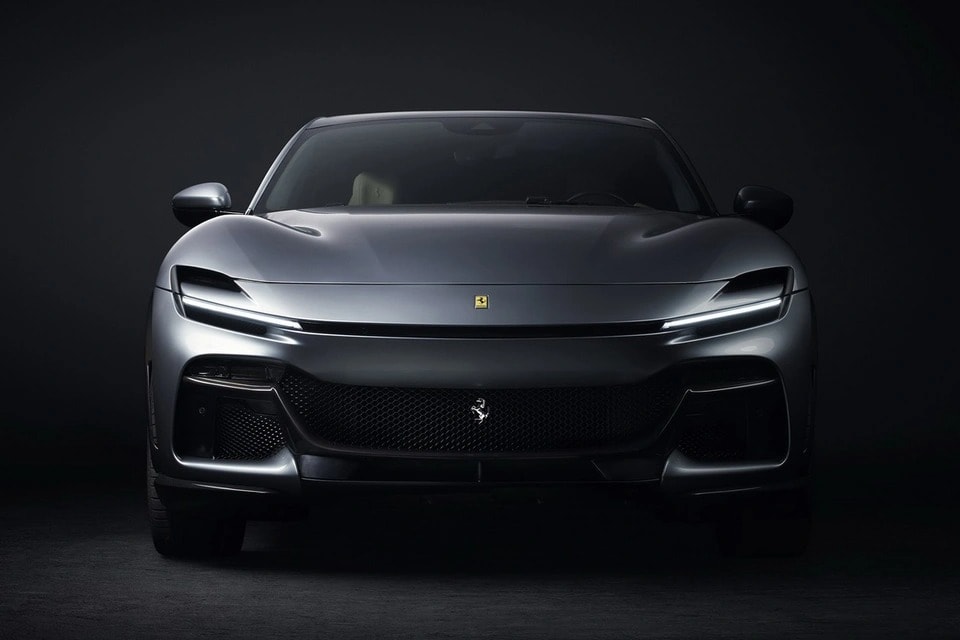 ferrari gioi thieu mau suv 4 cho purosangue hinh 2