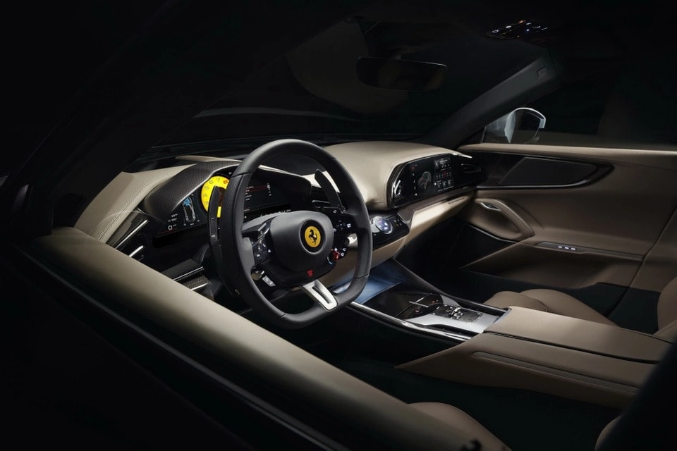 ferrari gioi thieu mau suv 4 cho purosangue hinh 9