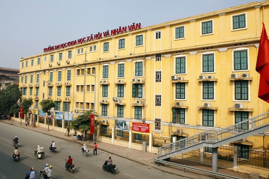 diem chuan vao truong dai hoc khoa hoc xa hoi va nhan van nhieu nganh xap xi tuyet doi hinh 1