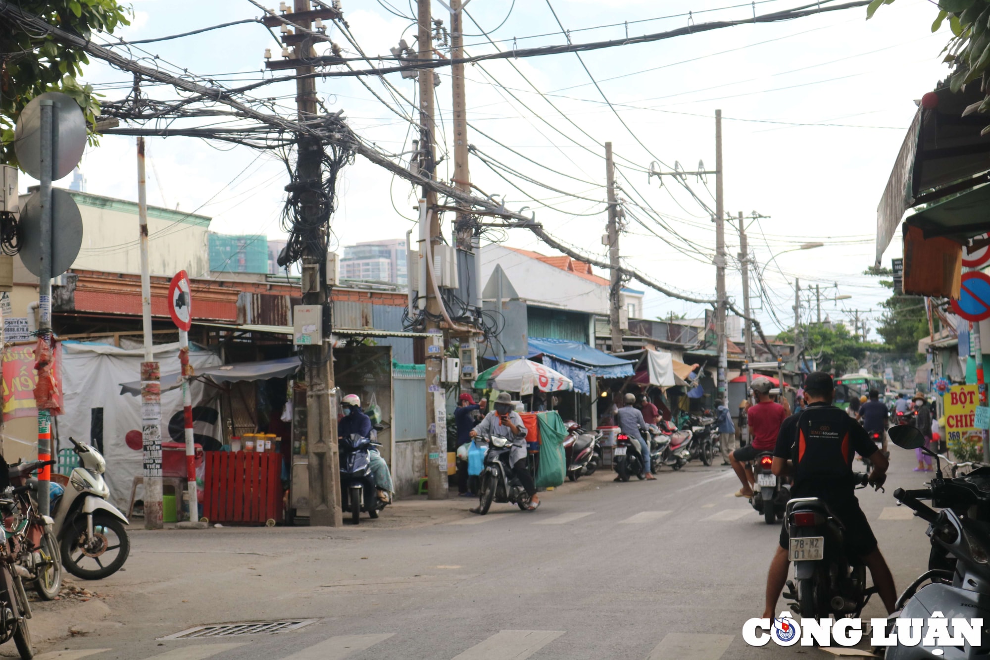 tp hcm can canh doi song kho tin cua nguoi dan o ban dao thanh da hinh 10