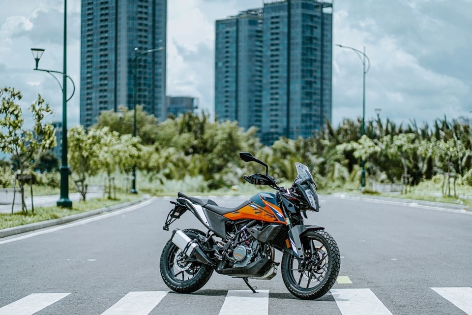 ktm 390 adventure 2022 co gia 236 trieu dong tai thi truong viet nam hinh 3
