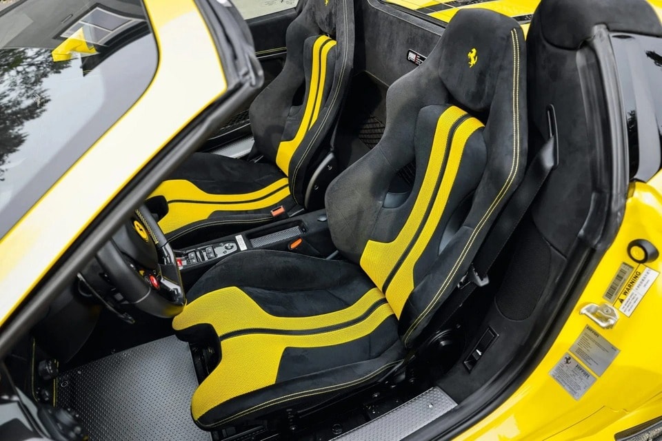 ferrari 458 speciale a duoc ban dau gia du kien thu ve 1 trieu usd hinh 8