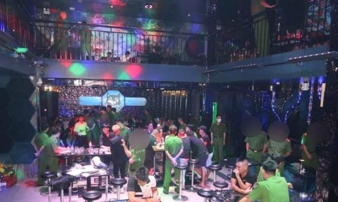 kiem tra quan bar jet lounge tai ninh binh phat hien 57 thanh nien duong tinh voi ma tuy hinh 1