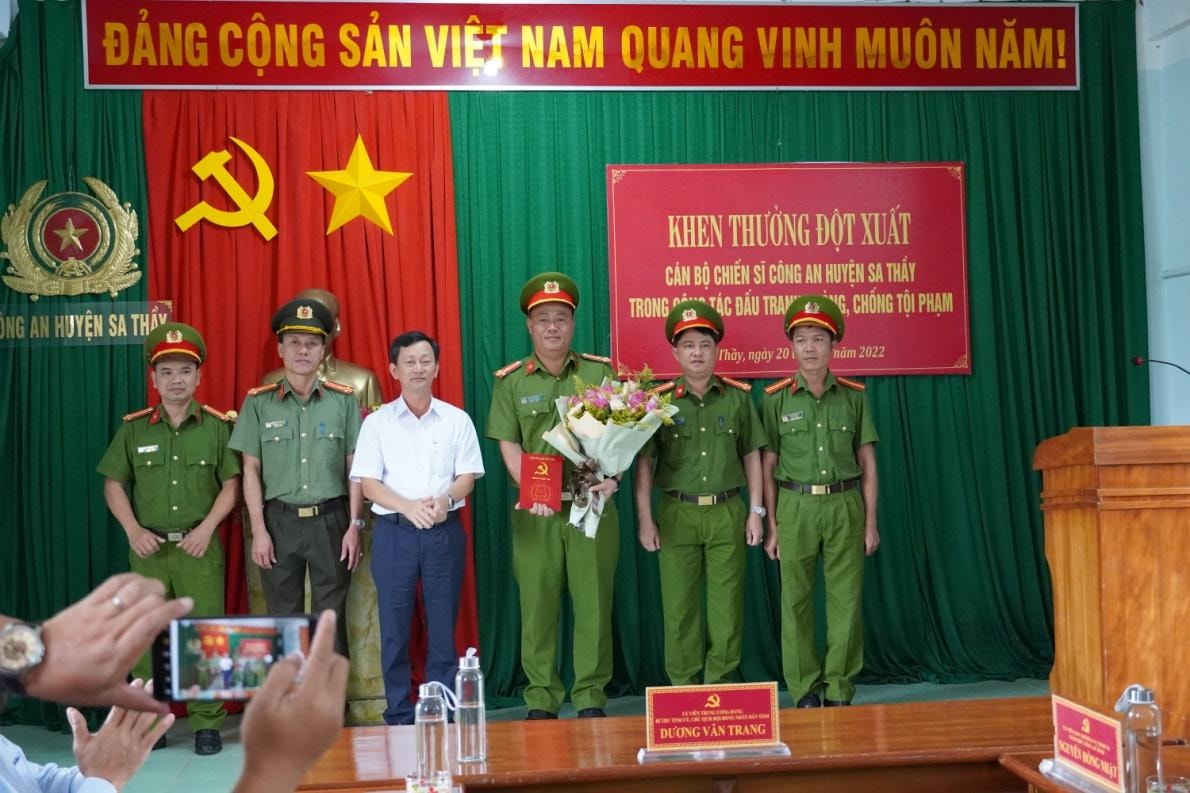 rung co thu o kon tum bi pha tan hoang bi thu tinh uy yeu cau mo rong dieu tra truy bat ke pha rung hinh 2