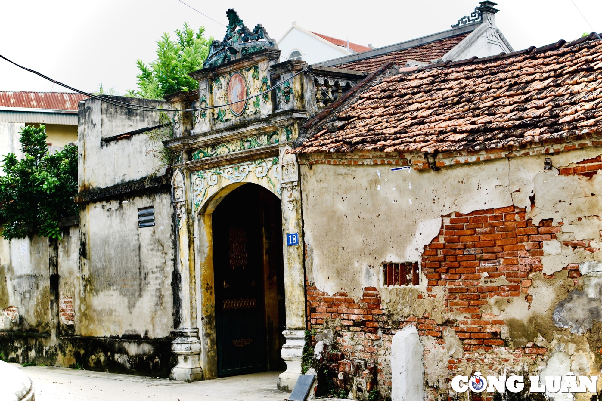 kham pha ngoi lang co ha noi giu net kien truc cua nguoi viet xua hinh 12