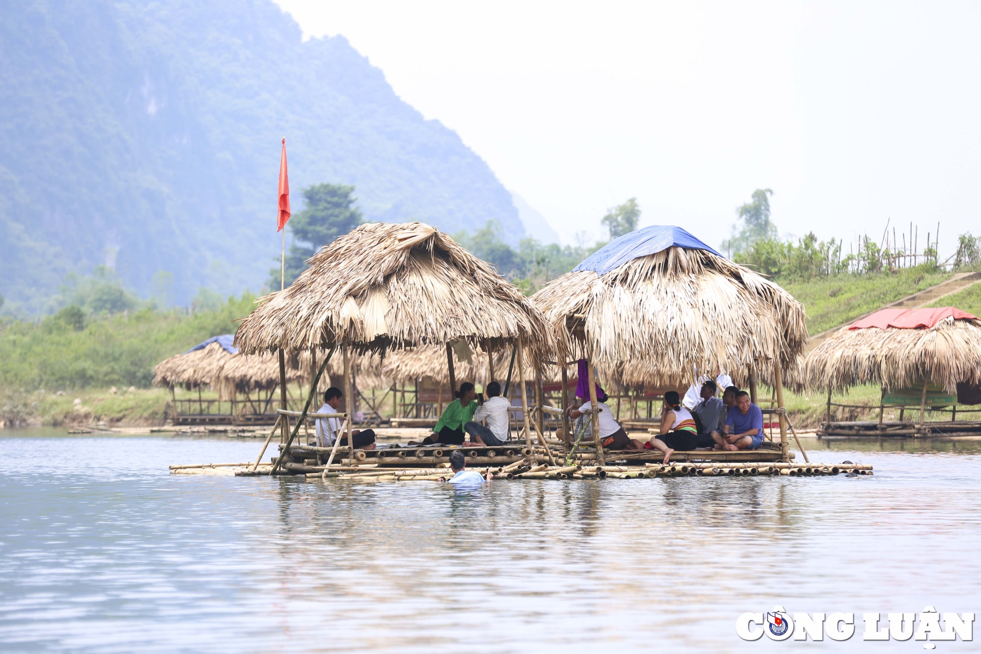hoa binh be noi tu phat xep kin mat song boi hinh 6