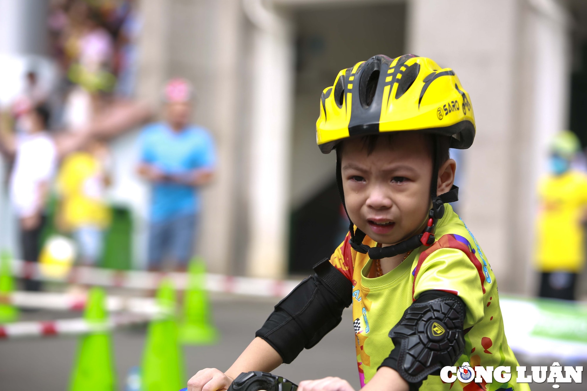 ha noi ngo ngang man trinh dien cua hon 500 tay dua nhi tai giai dua xe thang bang hinh 32