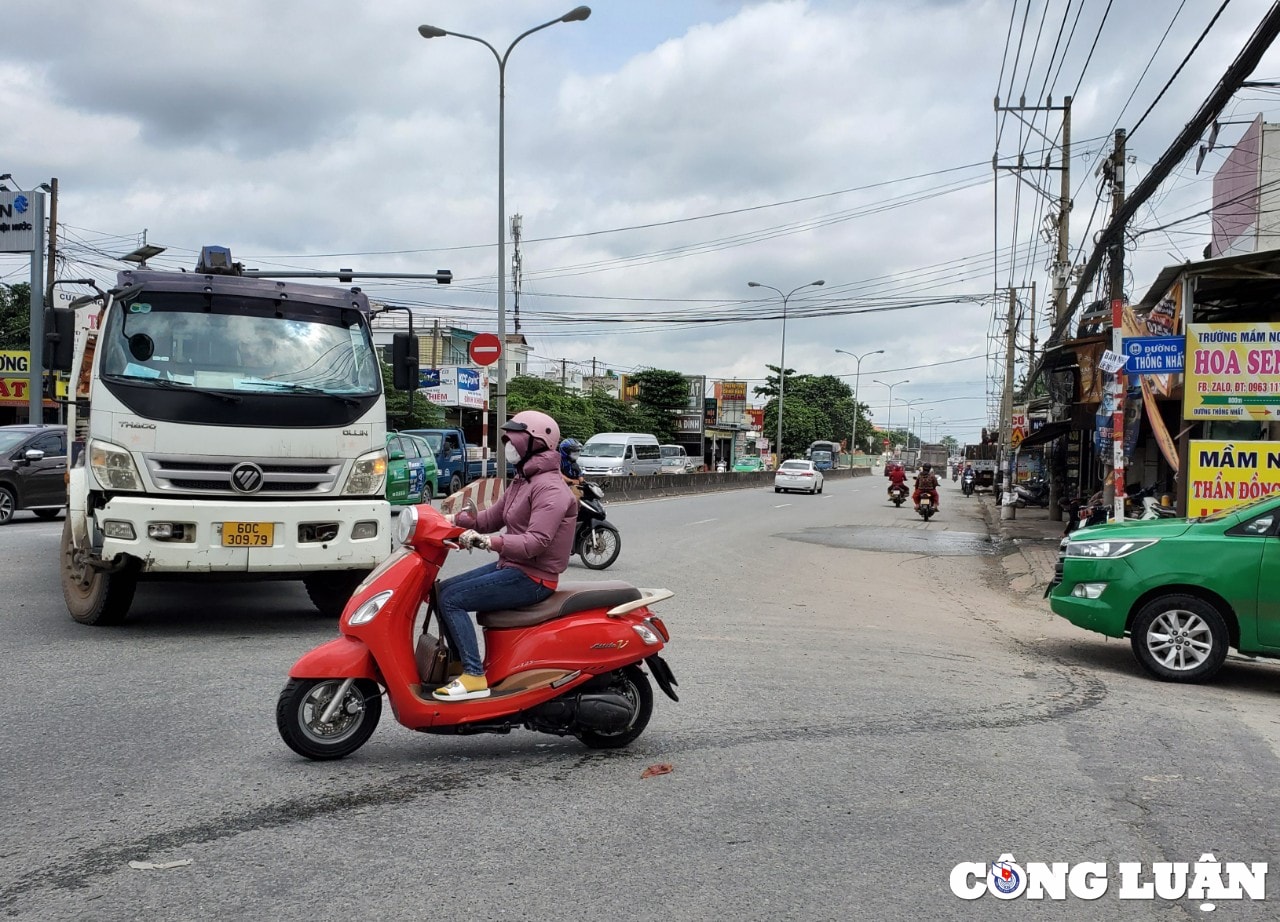 nhieu bat cap tren tuyen quoc lo noi ba thanh pho thu duc di an bien hoa hinh 2