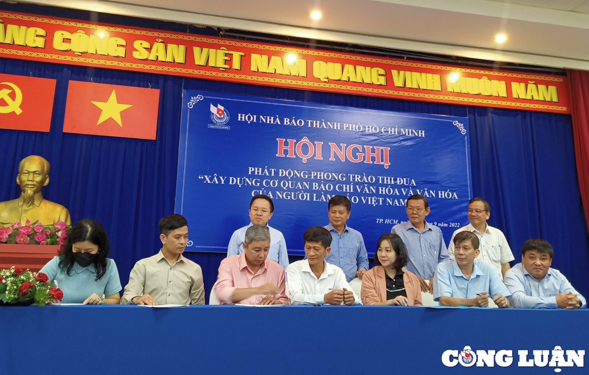 hoi nha bao tp hcm xay dung moi truong van hoa trong co quan bao chi va nguoi lam bao hinh 2