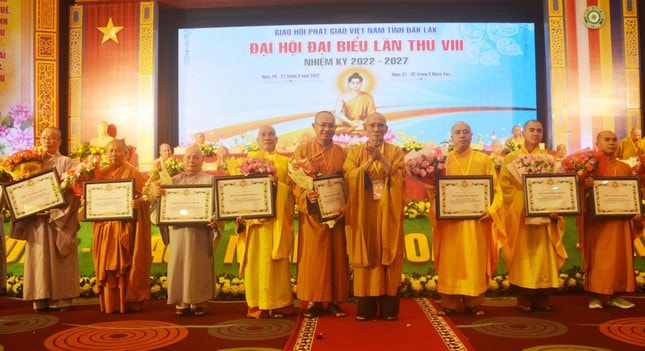 hoa thuong thich chau quang duoc tai nhiem chuc truong ban tri su giao hoi phat giao viet nam tinh dak lak hinh 3