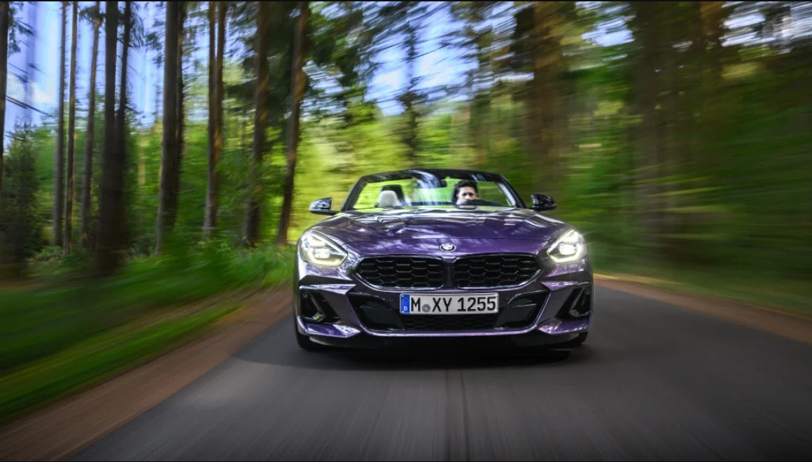 bmw z4 2023 nang cap nhe tang gia ban hinh 3