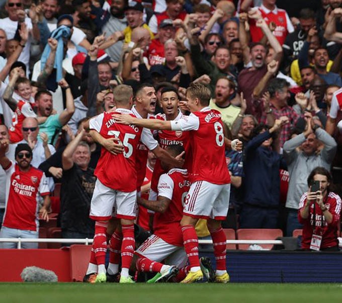 thang dam tottenham arsenal giu vung ngoi dau ngoai hang anh hinh 1